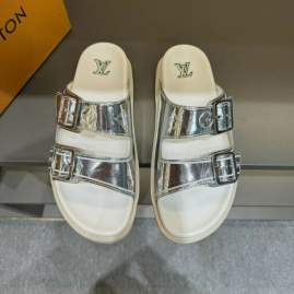 Picture of Louis Vuitton Slippers _SKULVsz38-45mnh0586714